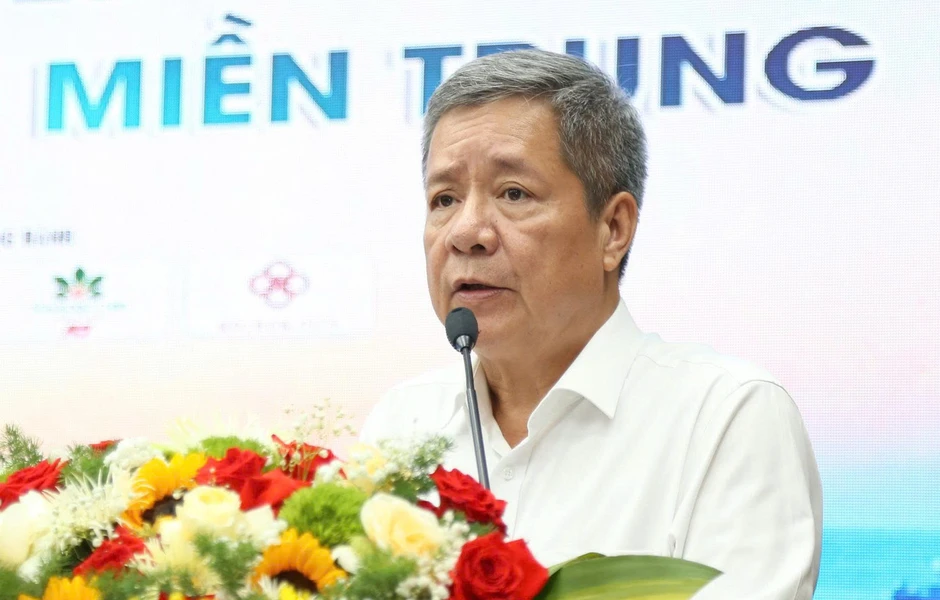 Cực tăng trưởng mới Quảng Ngãi: 'Đường đã rõ, chúng ta quyết tâm làm' Cực tăng trưởng mới Quảng Ngãi: 'Đường đã rõ, chúng ta quyết tâm làm'