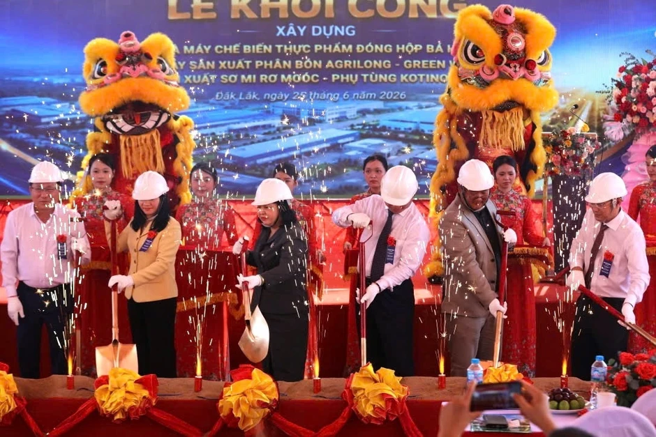 Đắk Lắk đồng loạt triển khai 8 dự án trọng điểm, vốn đầu tư hơn 11.000 tỷ đồng Đắk Lắk đồng loạt triển khai 8 dự án trọng điểm, vốn đầu tư hơn 11.000 tỷ đồng