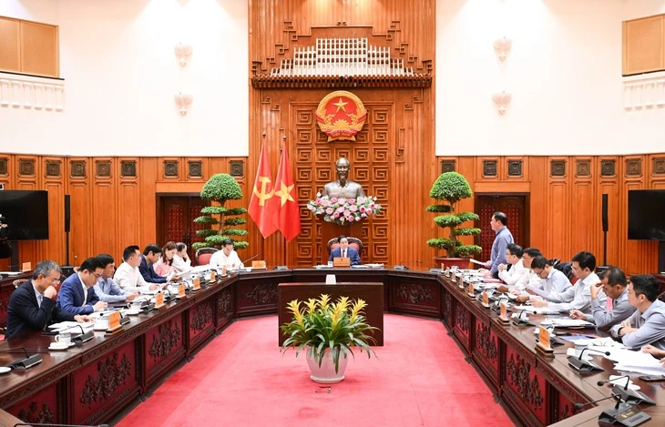 Đảm bảo nguồn cung, sớm triển khai sản xuất sử dụng xăng sinh học E10 Đảm bảo nguồn cung, sớm triển khai sản xuất sử dụng xăng sinh học E10