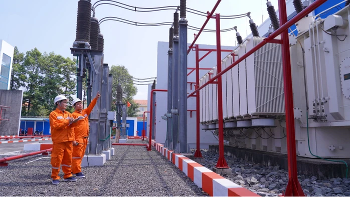 Điện mặt trời mái nhà: Giải pháp tiết kiệm điện cho TPHCM năm 2026