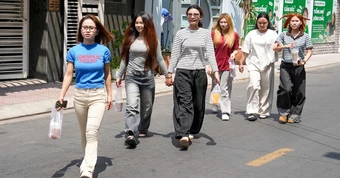 Đồ uống giải khát, kem sữa... 'sốt hàng' mùa nóng
