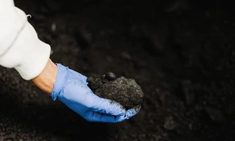 Doanh nghiệp Mỹ bán được 1 tỷ USD lithium tái chế từ pin thải - Báo TinVina