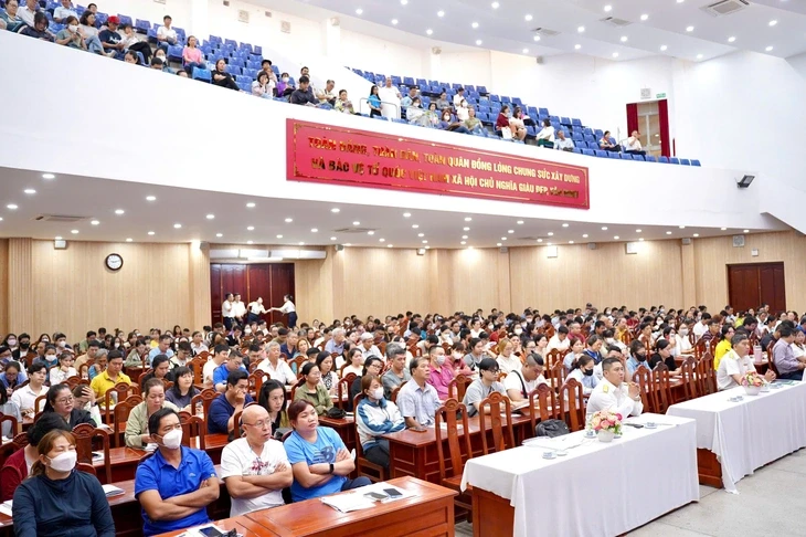 Doanh thu biến động, hộ kinh doanh lo khai thuế bị sai quy định