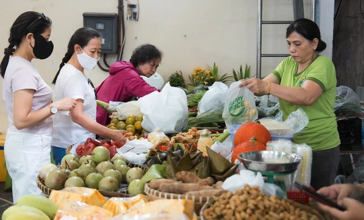 Đơn hàng dưới 50.000 đồng được xuất gộp hóa đơn: Tiện cho quản lý, khó cho tiểu thương? Đơn hàng dưới 50.000 đồng được xuất gộp hóa đơn: Tiện cho quản lý, khó cho tiểu thương?