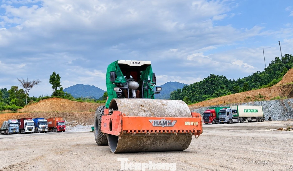 Dự án 'lên đời' cửa khẩu Hữu Nghị đang thi công ra sao?