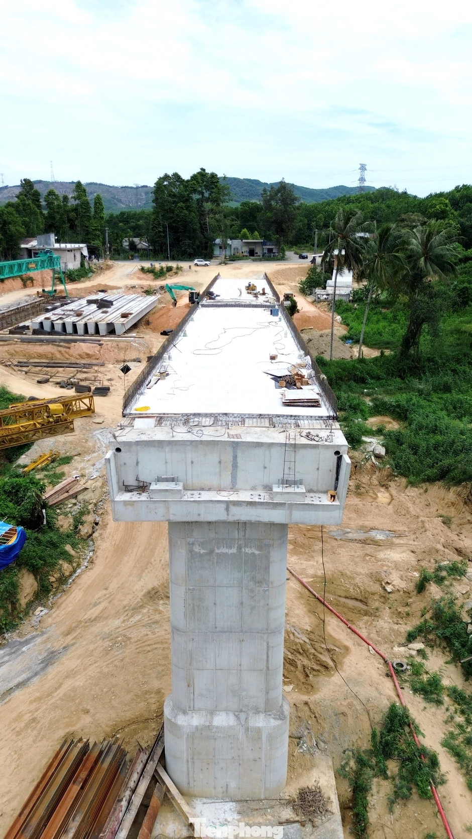 Dự án thay thế cầu ‘già nua’ trên sông Hương hiện ra sao?