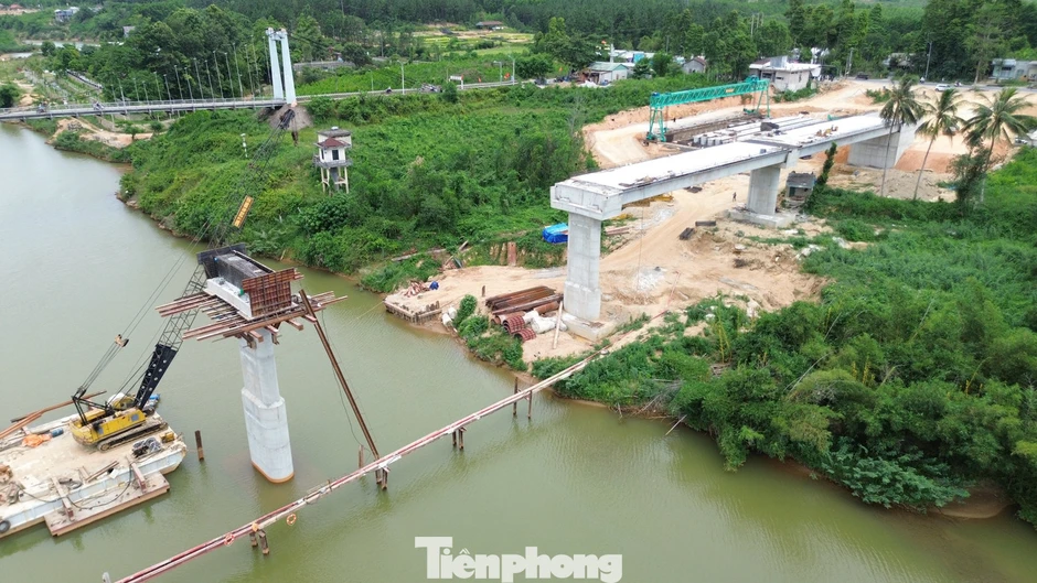 Dự án thay thế cầu ‘già nua’ trên sông Hương hiện ra sao?