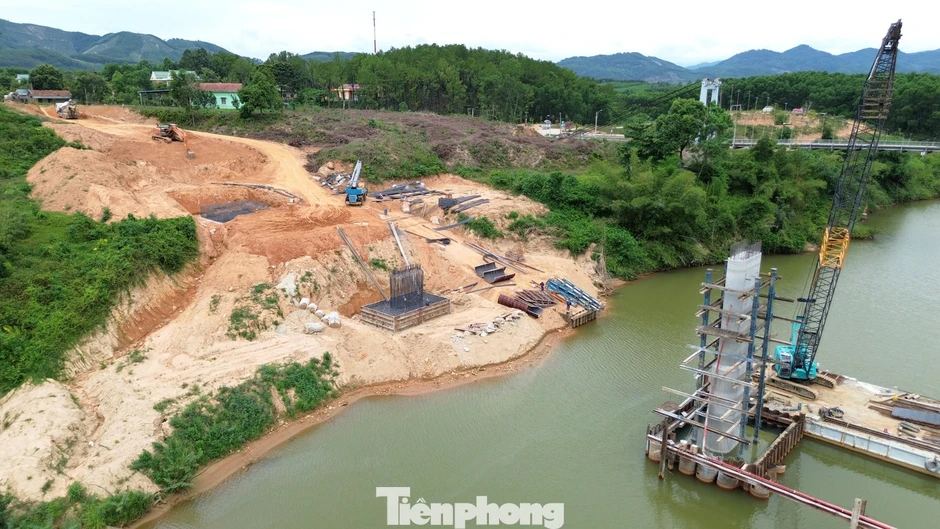 Dự án thay thế cầu ‘già nua’ trên sông Hương hiện ra sao?