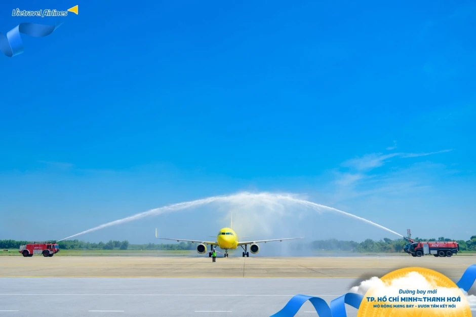 Đúng sáng 1/10, chiếc Airbus đặc biệt chở hơn 100 hành khách hạ cánh sân bay Thanh Hóa, Giám đốc cảng hàng không trực tiếp có mặt Đúng sáng 1/10, chiếc Airbus đặc biệt chở hơn 100 hành khách hạ cánh sân bay Thanh Hóa, Giám đốc cảng hàng không trực tiếp có mặt