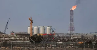 Eo biển Hormuz tắc nghẽn, phát hiện 'cứu tinh' mới dài 1.200km, đang vận chuyển hàng triệu thùng dầu mỗi ngày