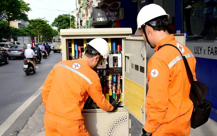 EVN báo lãi đột biến, xóa sạch lỗ lũy kế, có hơn 150.000 tỉ gửi ngân hàng EVN báo lãi đột biến, xóa sạch lỗ lũy kế, có hơn 150.000 tỉ gửi ngân hàng