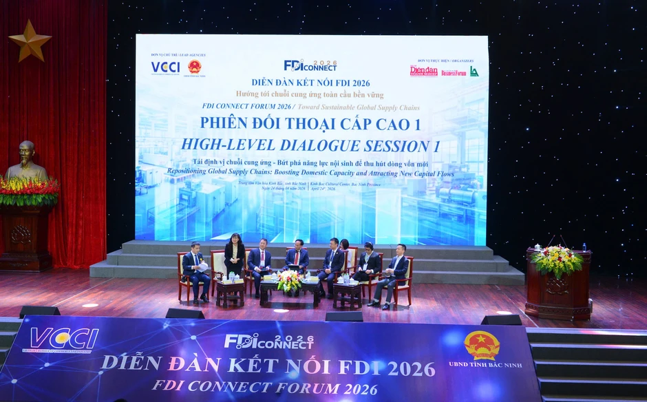 FDI thế hệ mới gõ cửa: Việt Nam không thể mãi làm gia công giá rẻ