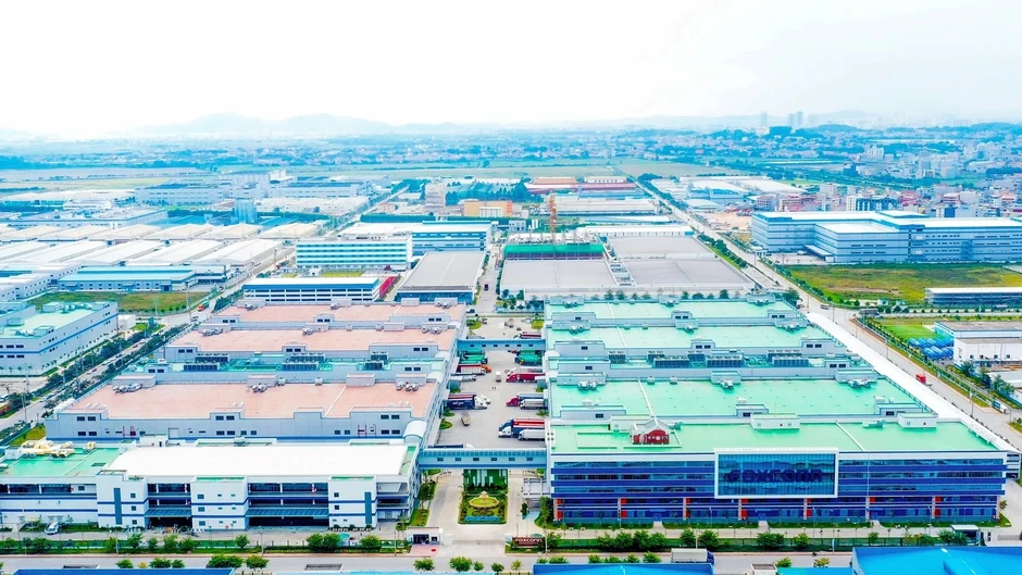 Foxconn dồn lực cho cứ điểm Việt Nam: Siêu nhà máy linh kiện Apple chính thức vượt mốc 600 triệu USD Foxconn dồn lực cho cứ điểm Việt Nam: Siêu nhà máy linh kiện Apple chính thức vượt mốc 600 triệu USD
