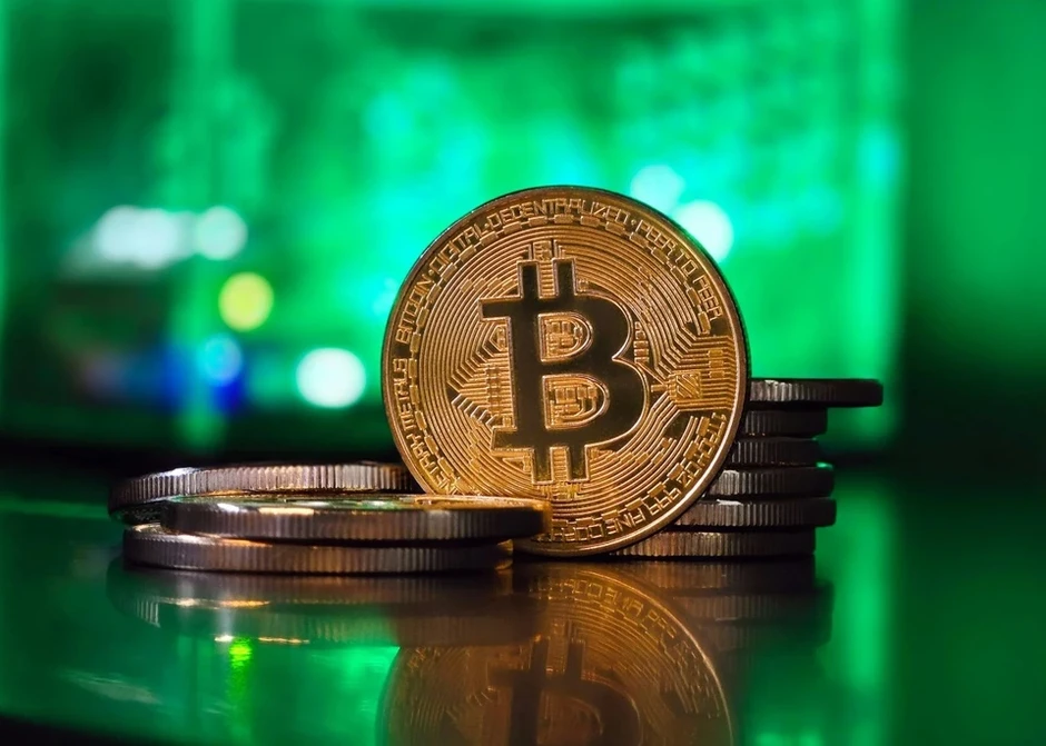 Giá Bitcoin tăng mạnh chỉ nhờ một câu nói của ông Trump Giá Bitcoin tăng mạnh chỉ nhờ một câu nói của ông Trump