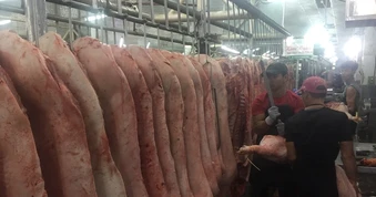 Giá heo hơi hôm nay, 17-3: Diễn biến trái chiều tại chợ đầu mối