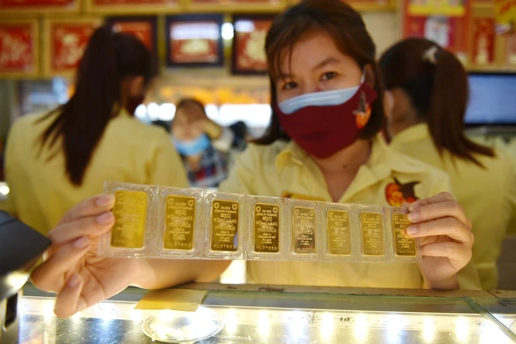 Giá vàng thế giới giảm sâu, trong nước chỉ còn 167 triệu đồng/lượng Giá vàng thế giới giảm sâu, trong nước chỉ còn 167 triệu đồng/lượng