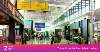 Giá vé máy bay càng ngày càng đắt