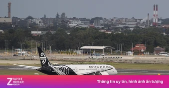 Giá vé máy bay toàn cầu tăng mạnh vì xung đột Trung Đông