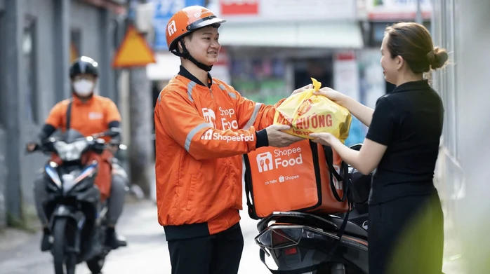 Giá xăng biến động, Grab, Be và ShopeeFood chi tiền hỗ trợ cho tài xế Giá xăng biến động, Grab, Be và ShopeeFood chi tiền hỗ trợ cho tài xế