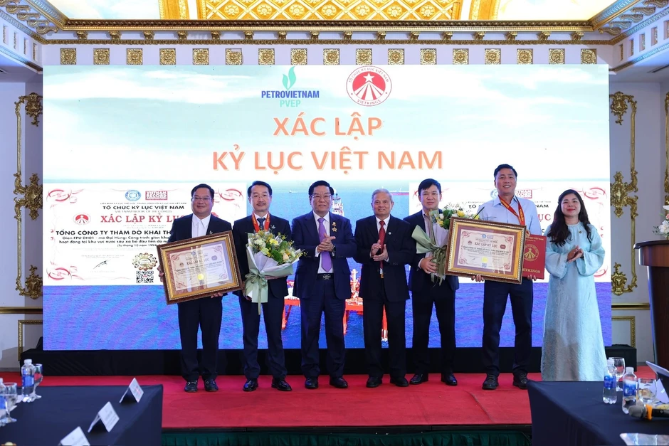 Giải mã cách kỹ sư Việt Nam biến mỏ dầu 1 USD thành cỗ máy doanh thu 4 tỷ USD Giải mã cách kỹ sư Việt Nam biến mỏ dầu 1 USD thành cỗ máy doanh thu 4 tỷ USD