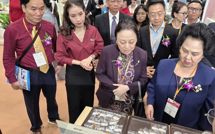 Giám đốc Sở ATTP TPHCM nói về phụ gia “biến” thịt heo thành thịt bò giả Giám đốc Sở ATTP TPHCM nói về phụ gia “biến” thịt heo thành thịt bò giả