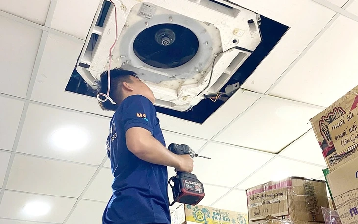 Giúp việc theo giờ, nấu ăn hộ kiếm vài chục triệu mỗi tháng