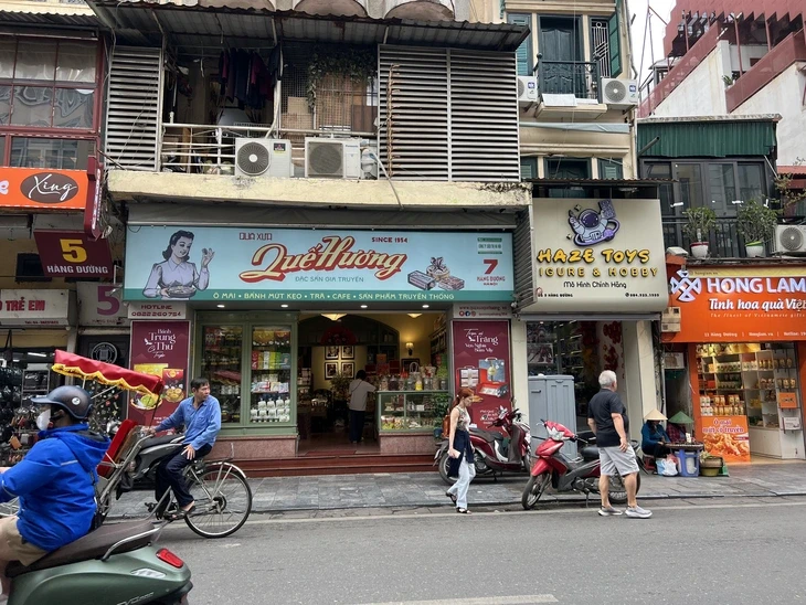 Hà Nội tính cho thuê vỉa hè, mở đường phát triển kinh tế đêm