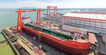 Hạ thủy thành công tàu chở dầu 21.800 tấn do doanh nghiệp Việt đóng