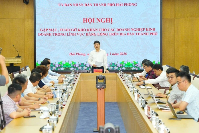 Hải Phòng xem xét thu phí 0 đồng sử dụng hạ tầng mặt hàng xăng, dầu, khí Hải Phòng xem xét thu phí 0 đồng sử dụng hạ tầng mặt hàng xăng, dầu, khí