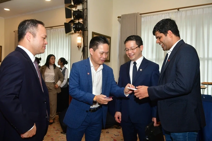 Hàng trăm chuyên gia cùng hiến kế 'Thanh toán thông minh trong kỷ nguyên số' Hàng trăm chuyên gia cùng hiến kế 'Thanh toán thông minh trong kỷ nguyên số'