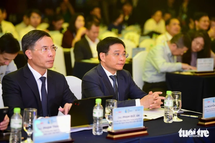 Hàng trăm chuyên gia cùng hiến kế 'Thanh toán thông minh trong kỷ nguyên số' Hàng trăm chuyên gia cùng hiến kế 'Thanh toán thông minh trong kỷ nguyên số'