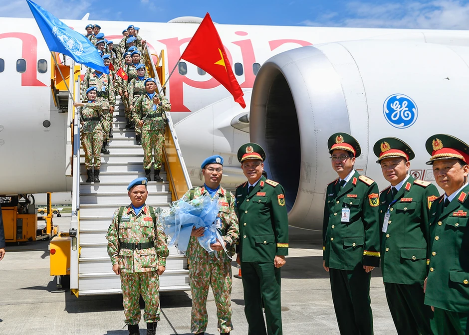 Hôm qua - 29/9, sân bay Nội Bài ghi nhận một máy bay mang sứ mệnh đặc biệt hạ cánh Hôm qua - 29/9, sân bay Nội Bài ghi nhận một máy bay mang sứ mệnh đặc biệt hạ cánh