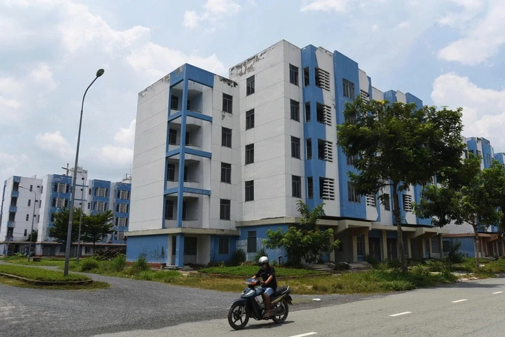 Hơn 12.000 người 'tranh suất' mua 750 căn hộ nhà ở xã hội tại TP.HCM: Thực tế còn khốc liệt hơn