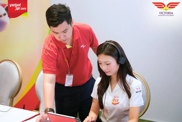 Hơn 500 người từ Ấn Độ, Myanmar, Indonesia... muốn "đầu quân" cho tỷ phú Nguyễn Thị Phương Thảo: Tối đa chỉ 300 người được nhận, phải qua vòng phỏng vấn với AI, đi catwalk, thu nhập lên tới 65 triệu đồng/tháng