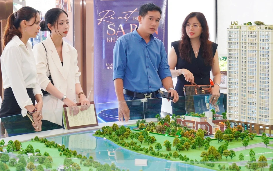 Hơn 80% người mua nhà sẵn sàng vay ngân hàng nếu lãi suất dưới 9% Hơn 80% người mua nhà sẵn sàng vay ngân hàng nếu lãi suất dưới 9%