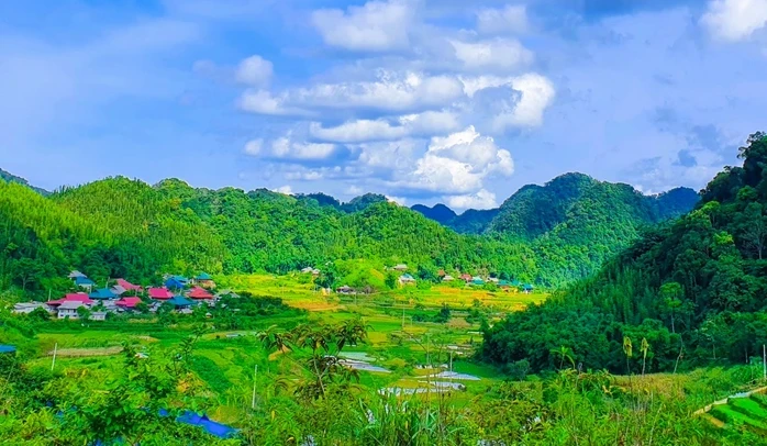 Kêu gọi đầu tư sân golf 18 lỗ ở điểm cao hơn 1.000 m được ví như "Sa Pa giữa lòng xứ Thanh"