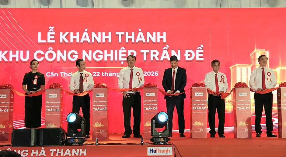 Khánh thành Khu công nghiệp Trần Đề hơn 1.200 tỷ đồng Khánh thành Khu công nghiệp Trần Đề hơn 1.200 tỷ đồng