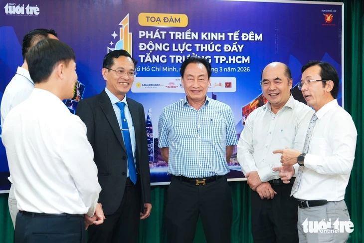 Không phải 'mở cửa muộn bán hàng nhiều hơn' là kinh tế đêm Không phải 'mở cửa muộn bán hàng nhiều hơn' là kinh tế đêm