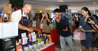 Không thể mãi xuất khẩu cà phê thô (*): Cần chiến lược bài bản