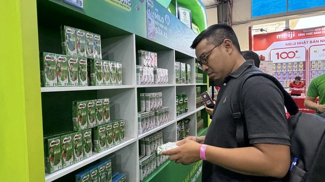 Lần đầu tiên sữa, kem và trà sữa cùng hội tụ tại triển lãm quốc tế Lần đầu tiên sữa, kem và trà sữa cùng hội tụ tại triển lãm quốc tế