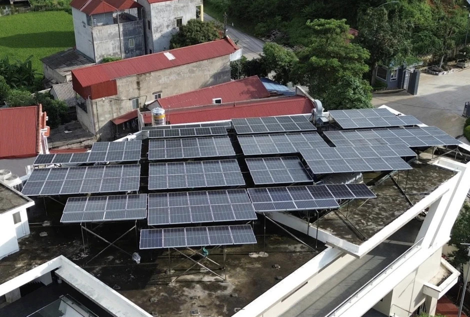 Lắp điện mặt trời mái nhà: Hóa đơn điện giảm mạnh, cách hoàn vốn sau hơn 3 năm Lắp điện mặt trời mái nhà: Hóa đơn điện giảm mạnh, cách hoàn vốn sau hơn 3 năm