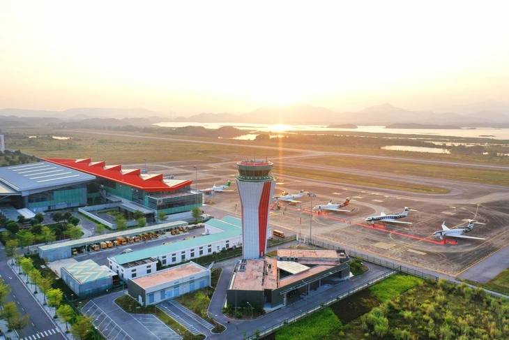 Liên doanh Sun Group, HAECO, Toyota Tsusho, Japan Airlines đầu tư 360 triệu USD tại sân bay Vân Đồn Liên doanh Sun Group, HAECO, Toyota Tsusho, Japan Airlines đầu tư 360 triệu USD tại sân bay Vân Đồn