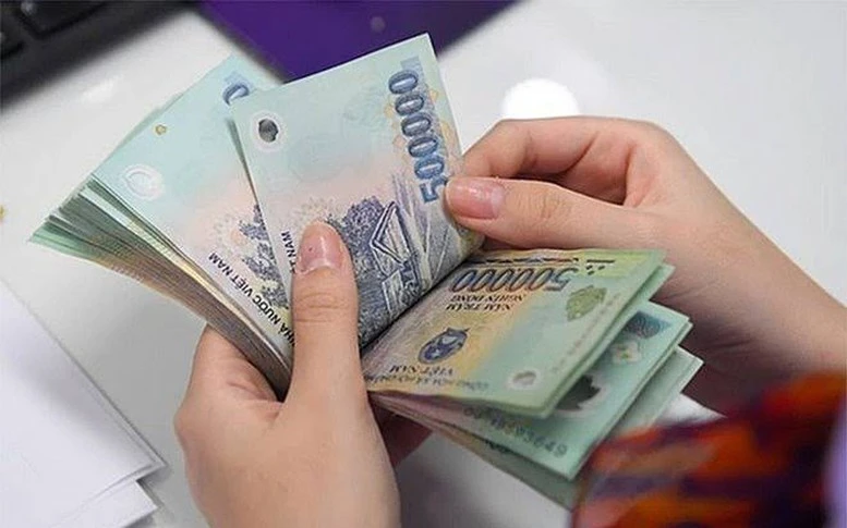 Lương nước ngoài chuyển về tài khoản Việt Nam có phải nộp thuế? Lương nước ngoài chuyển về tài khoản Việt Nam có phải nộp thuế?