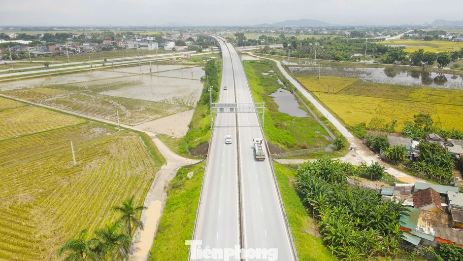 Lượng xe đi cao tốc qua Thanh Hóa, Nghệ An, Hà Tĩnh bất ngờ giảm