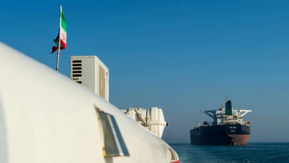 Mỹ bất ngờ tuyên bố có thể gỡ cấm vận với 140 triệu thùng dầu của Iran đang trôi nổi trên biển Mỹ bất ngờ tuyên bố có thể gỡ cấm vận với 140 triệu thùng dầu của Iran đang trôi nổi trên biển
