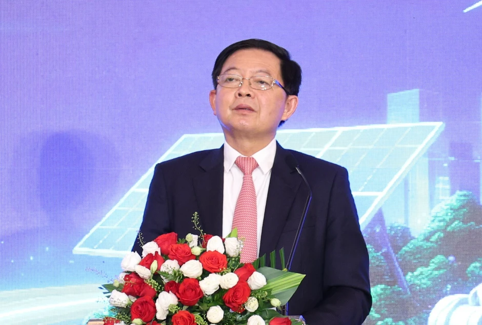 'Mang cơm gạo nuôi Thánh Gióng chứ không phải chờ ngân sách hay quy hoạch ra cái này cái kia' 'Mang cơm gạo nuôi Thánh Gióng chứ không phải chờ ngân sách hay quy hoạch ra cái này cái kia'