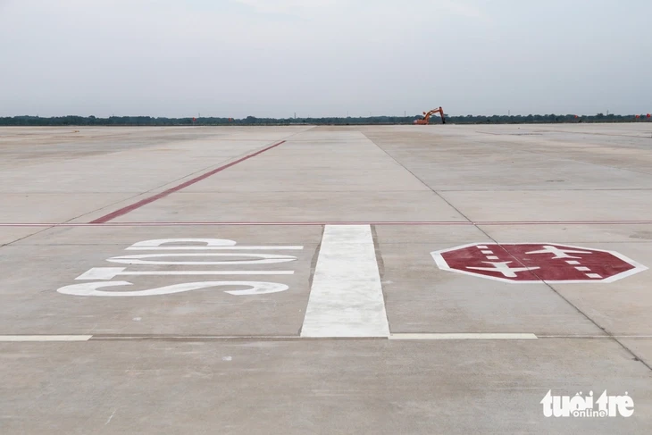 Mặt bằng thiếu gần 20ha, nhiều gói thầu dang dở, sân bay Quảng Trị có kịp cho tháng 7? Mặt bằng thiếu gần 20ha, nhiều gói thầu dang dở, sân bay Quảng Trị có kịp cho tháng 7?