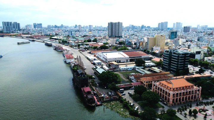 Metro Bến Thành-Cần Giờ: Yêu cầu nghiên cứu phương án ngầm qua Nhà Rồng - Khánh Hội