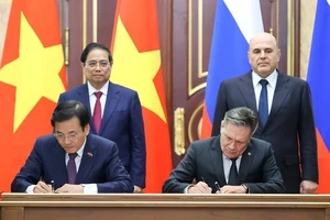 Mỗi quả tên lửa bắn qua Iran đang “đốt cháy” kho vonfram của Mỹ: Vonfram vào “cơn sốt” 90 năm Mỗi quả tên lửa bắn qua Iran đang “đốt cháy” kho vonfram của Mỹ: Vonfram vào “cơn sốt” 90 năm