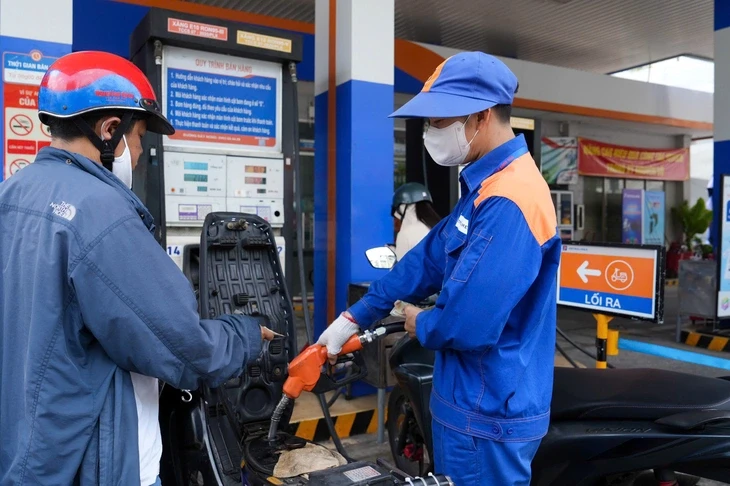Mong triển khai xăng E10 theo lộ trình linh hoạt hơn, hài hòa lợi ích môi trường và nhu cầu sử dụng Mong triển khai xăng E10 theo lộ trình linh hoạt hơn, hài hòa lợi ích môi trường và nhu cầu sử dụng